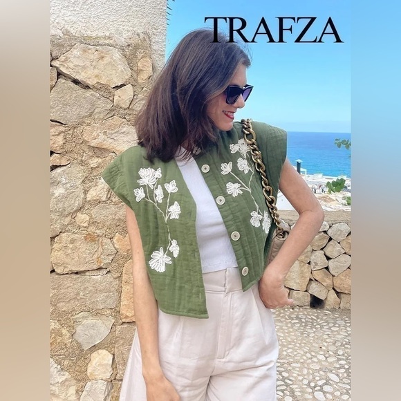 Zara embroidered quilted vest 7200/131 - Picture 12 of 16